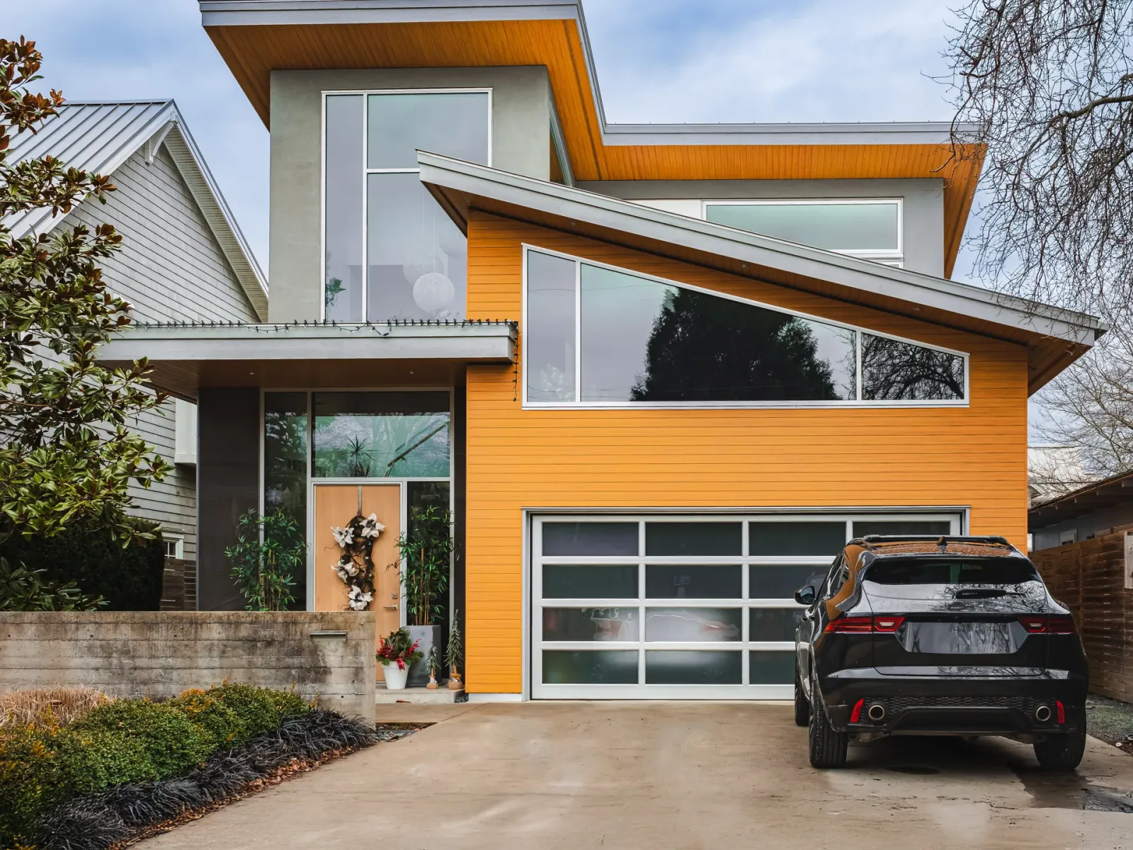 Garage Door Styles: Traditional, Carriage & Modern