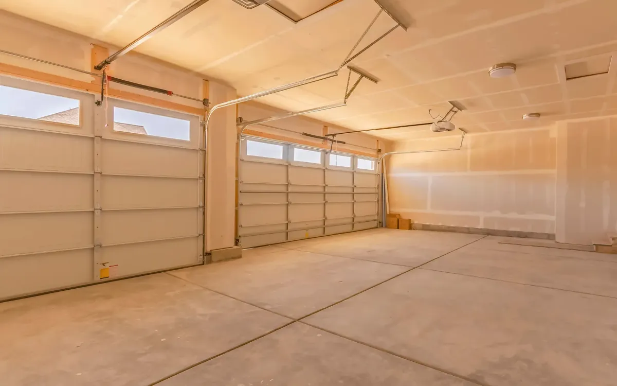 How to Weatherproof Your Garage Door for Winter