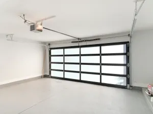 Luxury Garage Door Solutions for High-End Homes